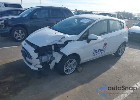2019 Ford Fiesta Se z USA, uszkodzony, nr VIN 3FADP4EJ8KM146996